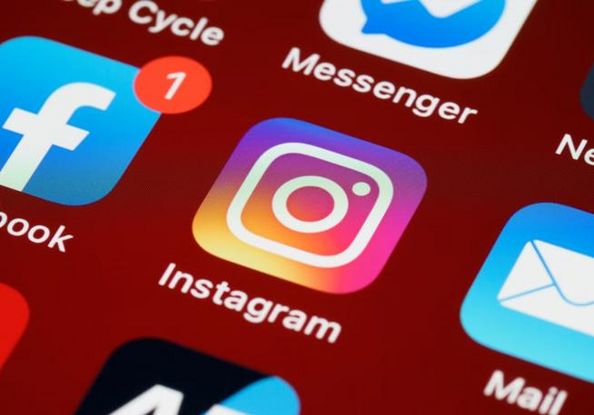 Mynd av facebook notifikation til tidindaskriv