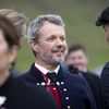 Kongur vitjar Tvøroyri